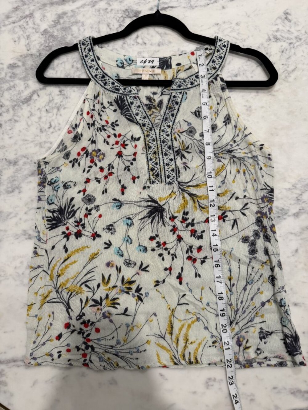 C084 Skies Are Blue Floral Embroidered Split-Neck Tank Top - Picture 4 of 5
